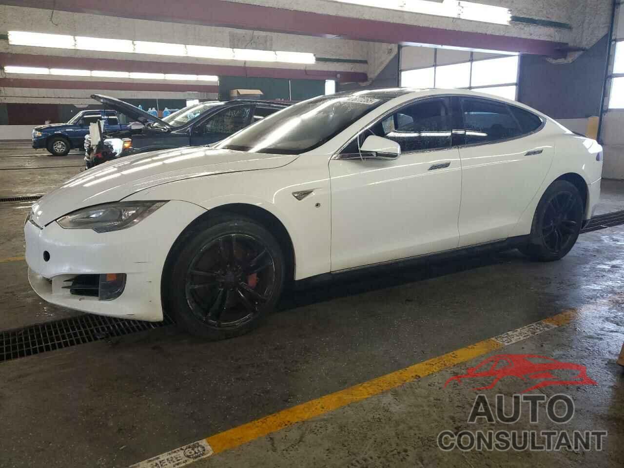 TESLA MODEL S 2013 - 5YJSA1CG1DFP20404