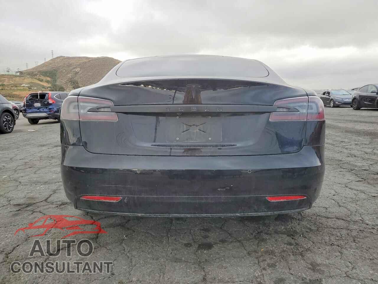TESLA MODEL S 2017 - 5YJSA1E1XHF201169