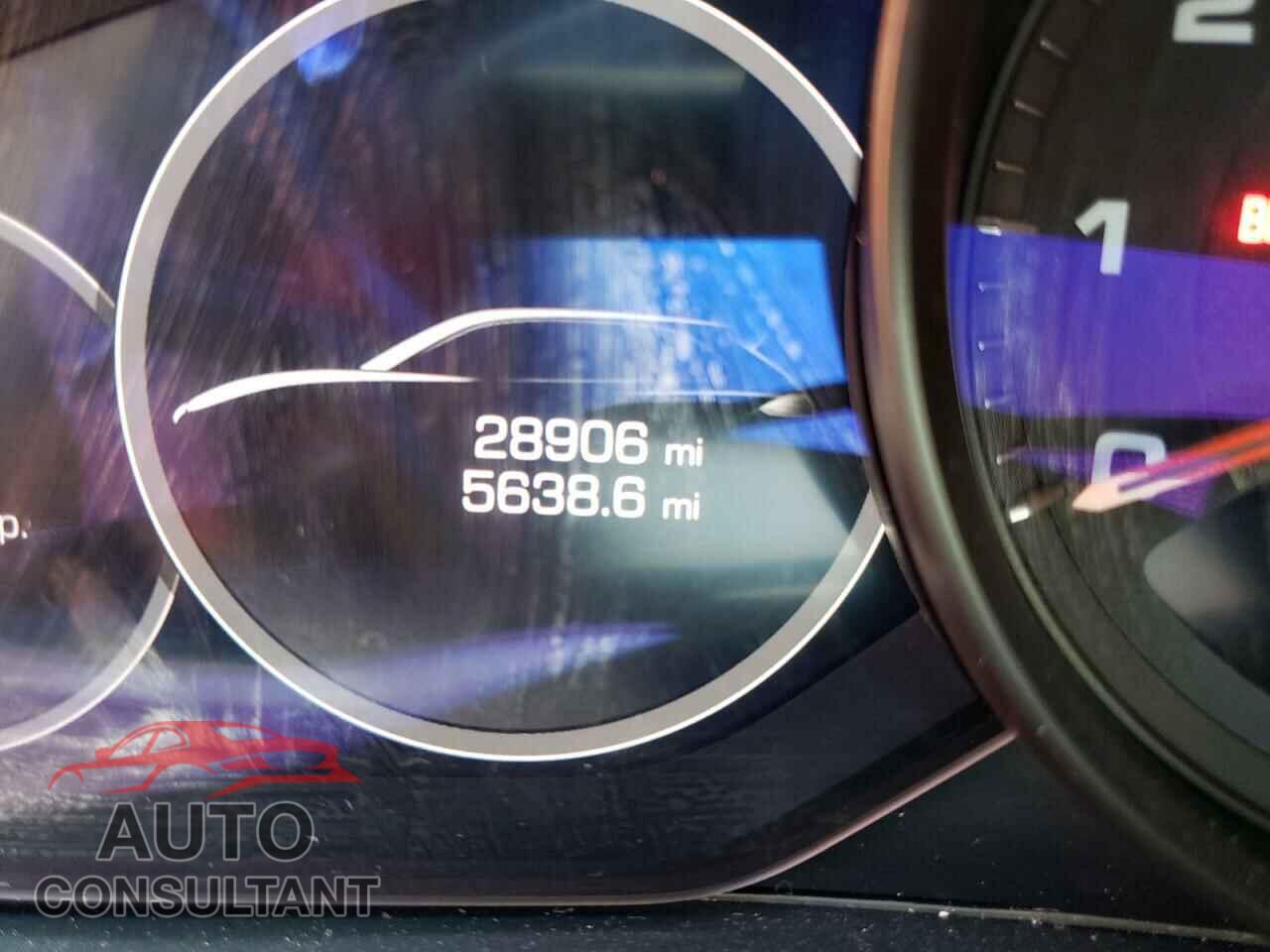 PORSCHE CAYENNE 2019 - WP1AA2AY3KDA01770