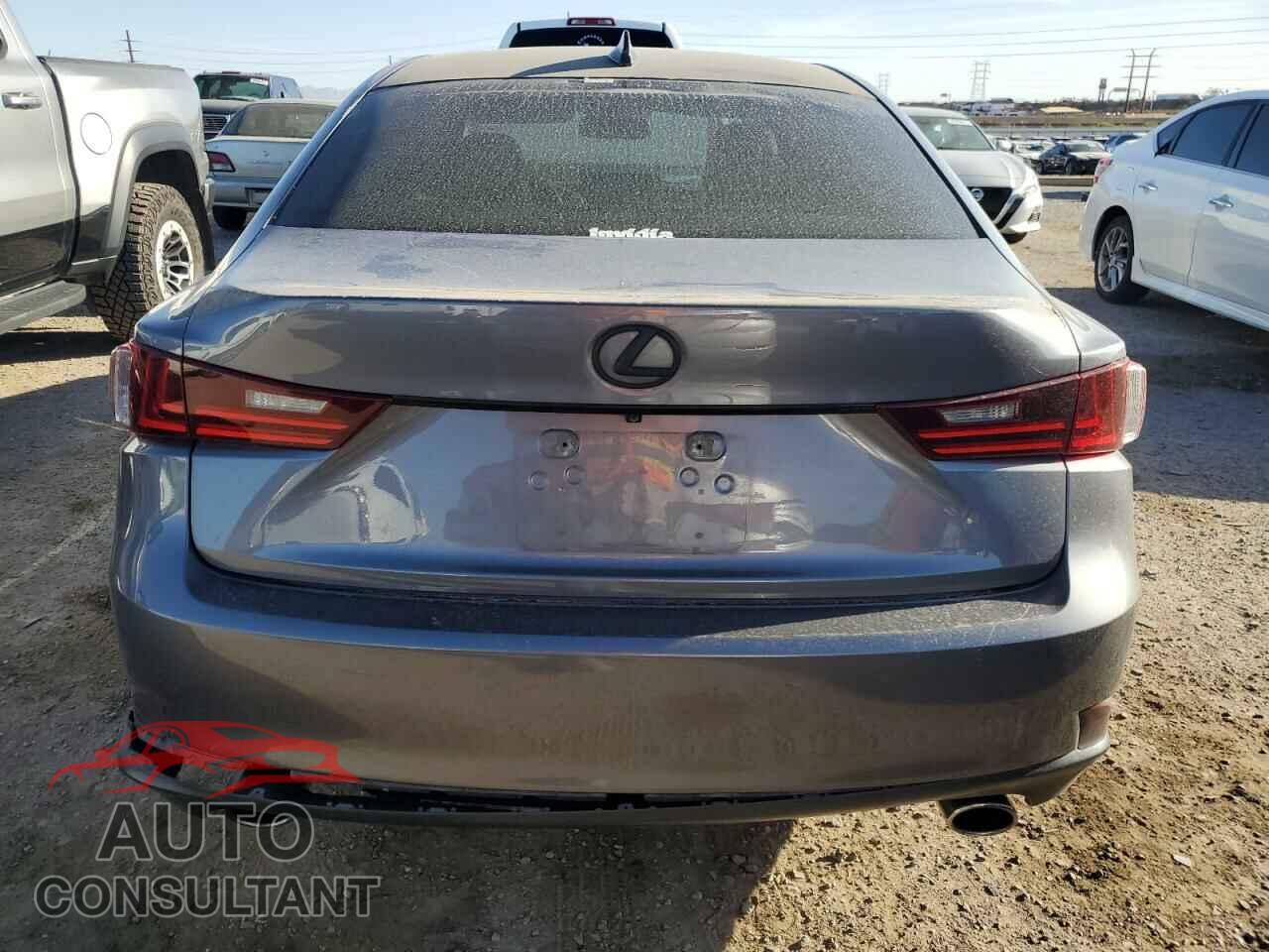 LEXUS IS 2014 - JTHBE1D20E5003663
