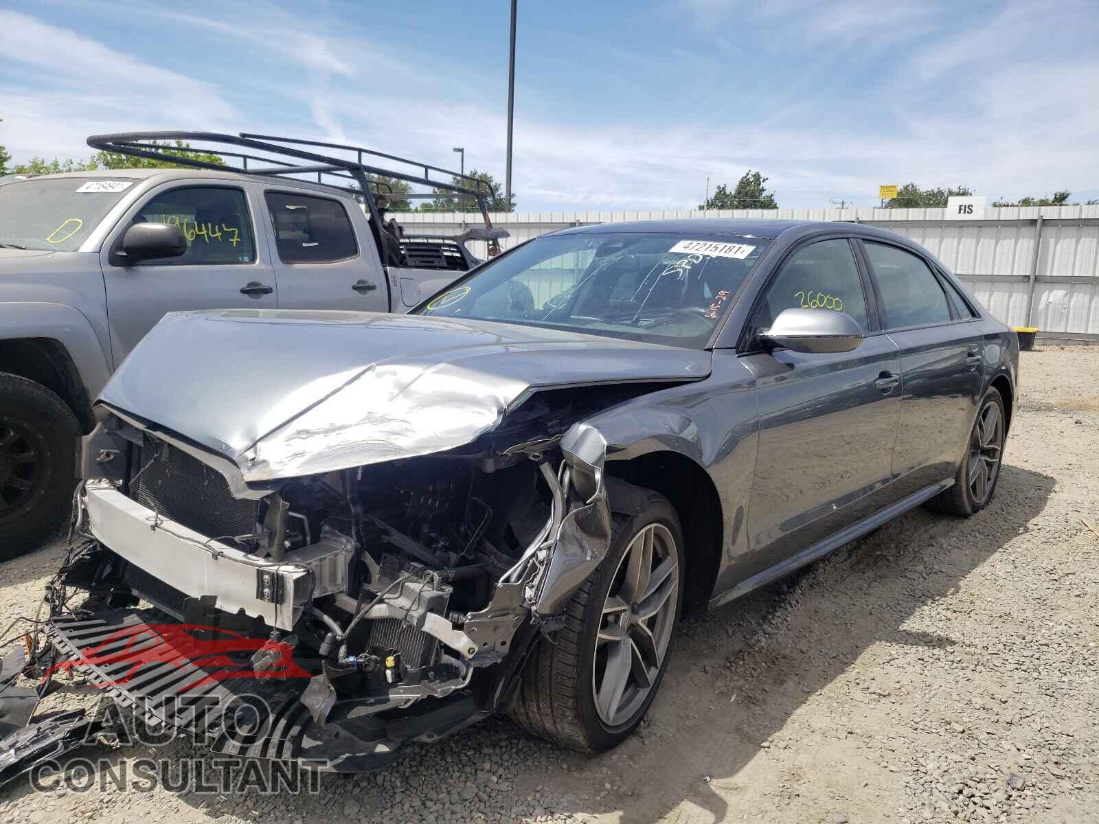 AUDI A8 2017 - WAU44AFD2HN009154