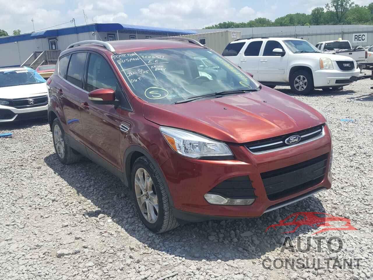 FORD ESCAPE 2016 - 1FMCU0J92GUC19121