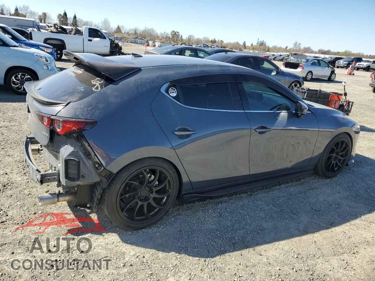 MAZDA 3 2022 - JM1BPAML3N1501092