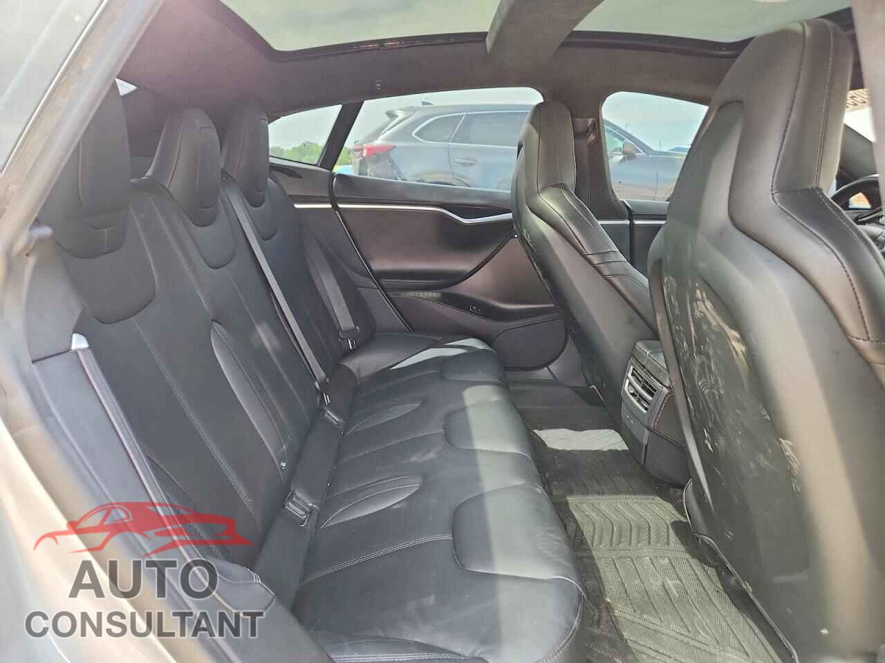 TESLA MODEL S 2016 - 5YJSA1E2XGF161943