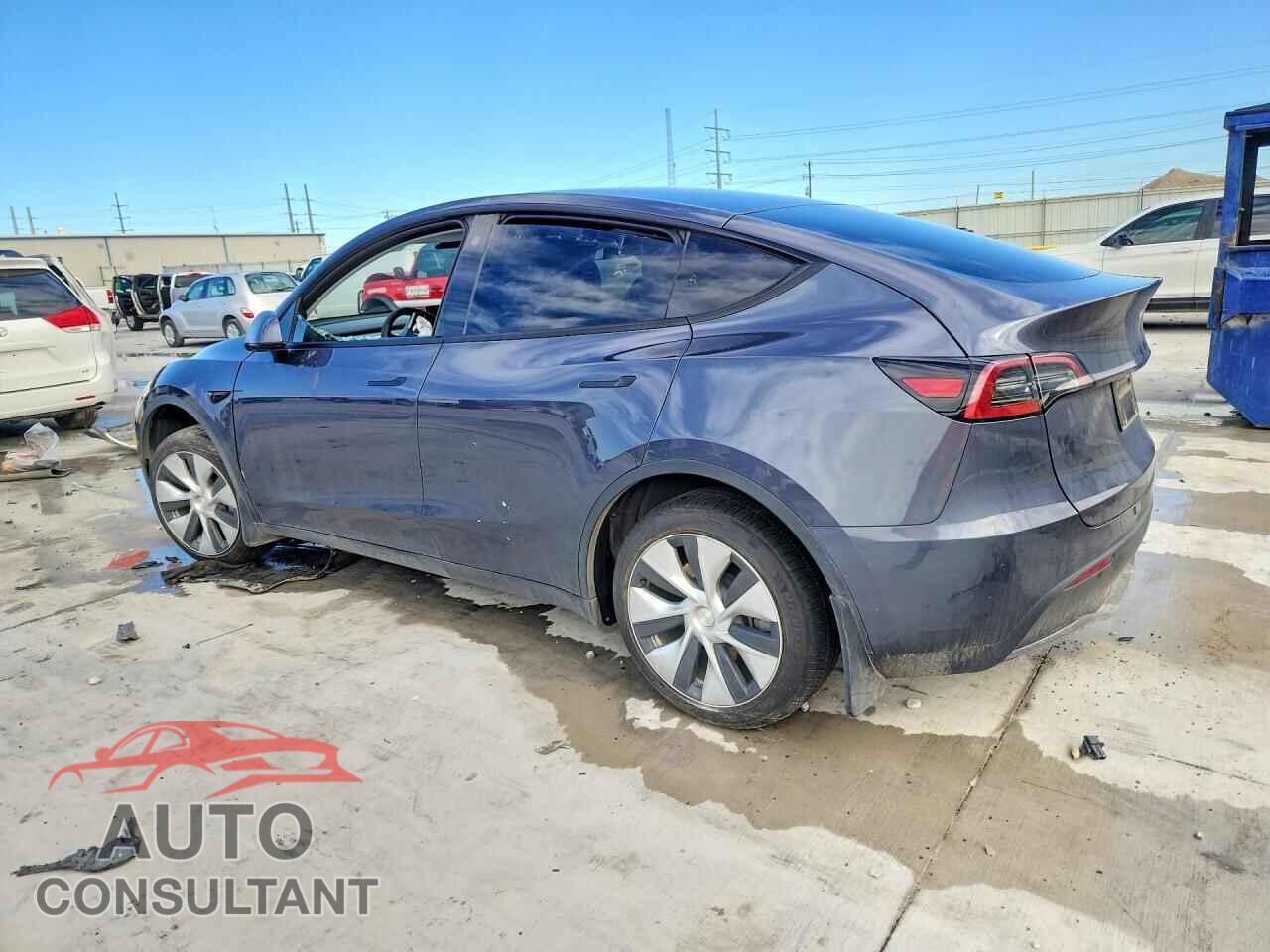 TESLA MODEL Y 2023 - 7SAYGDEE6PF615967