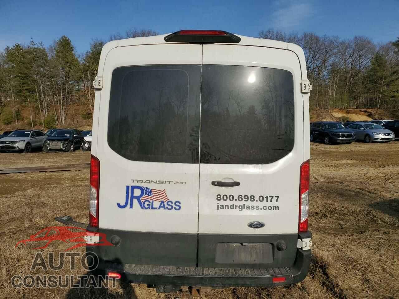 FORD TRANSIT 2019 - 1FTYR2CM9KKA45612