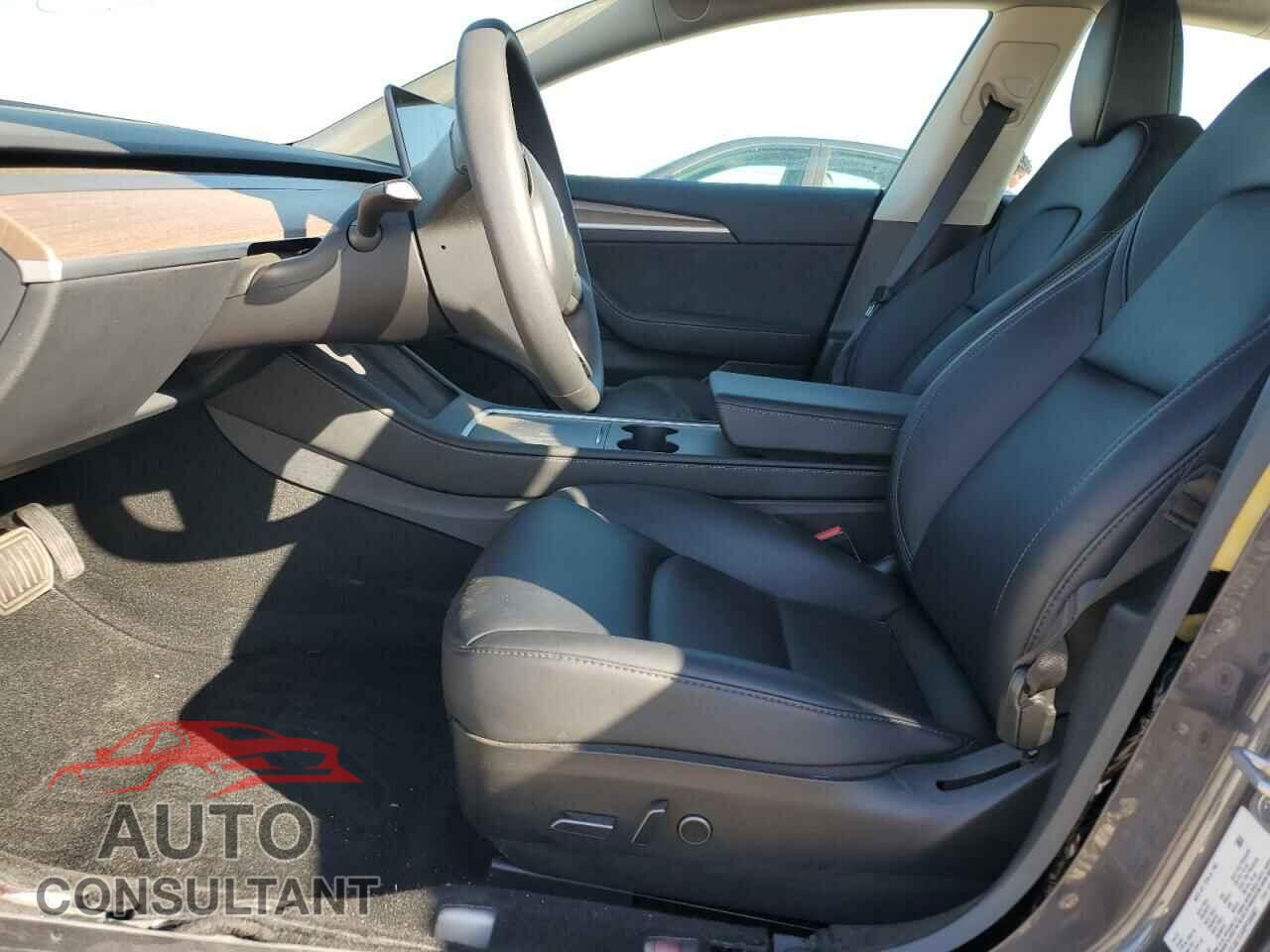 TESLA MODEL 3 2023 - 5YJ3E1EA9PF556907