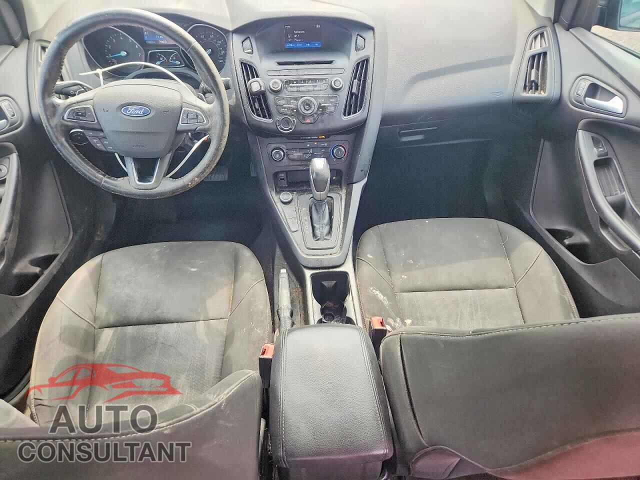 FORD FOCUS 2015 - 1FADP3F22FL353084