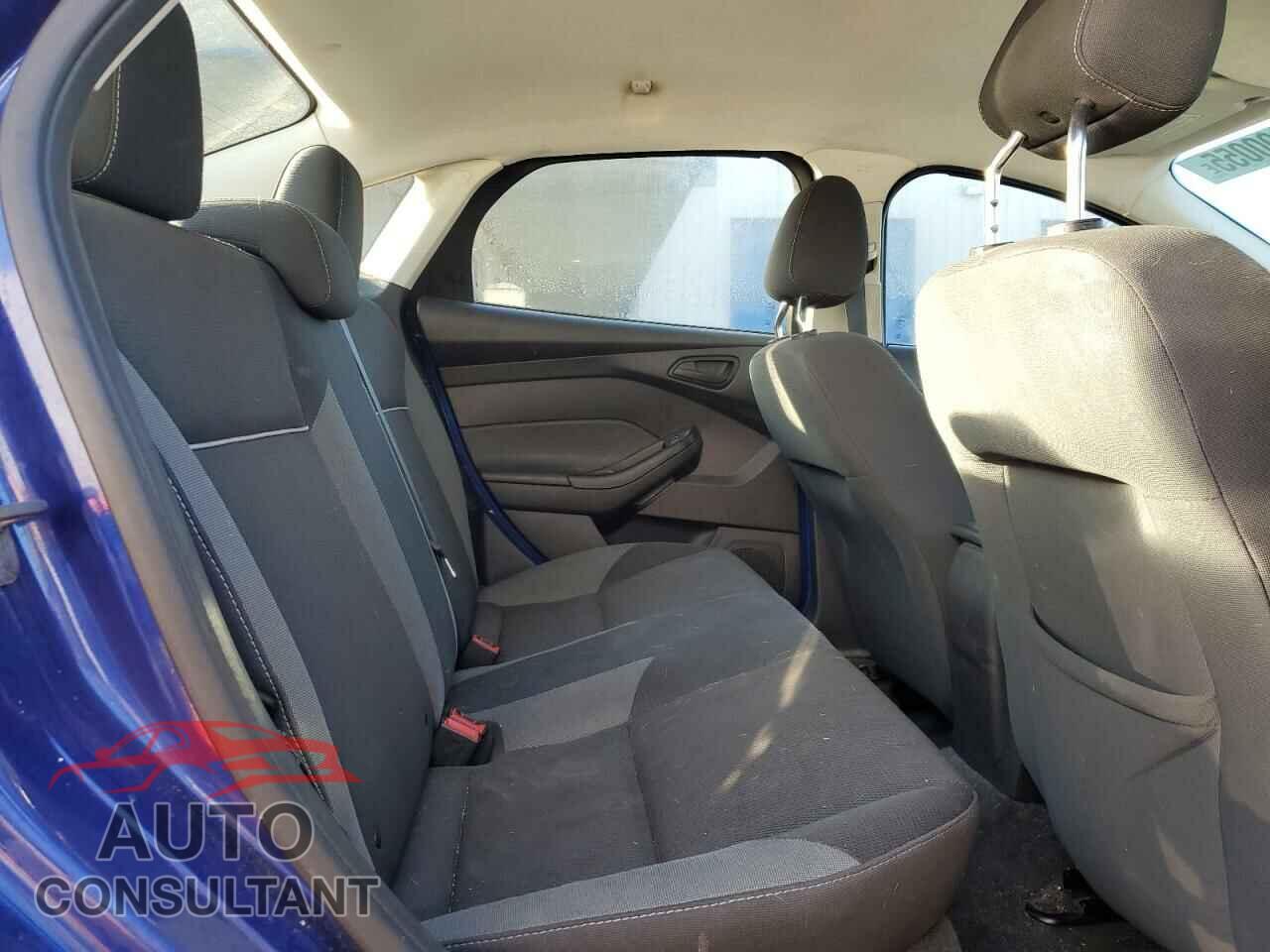 FORD FOCUS 2012 - 1FAHP3F22CL233587
