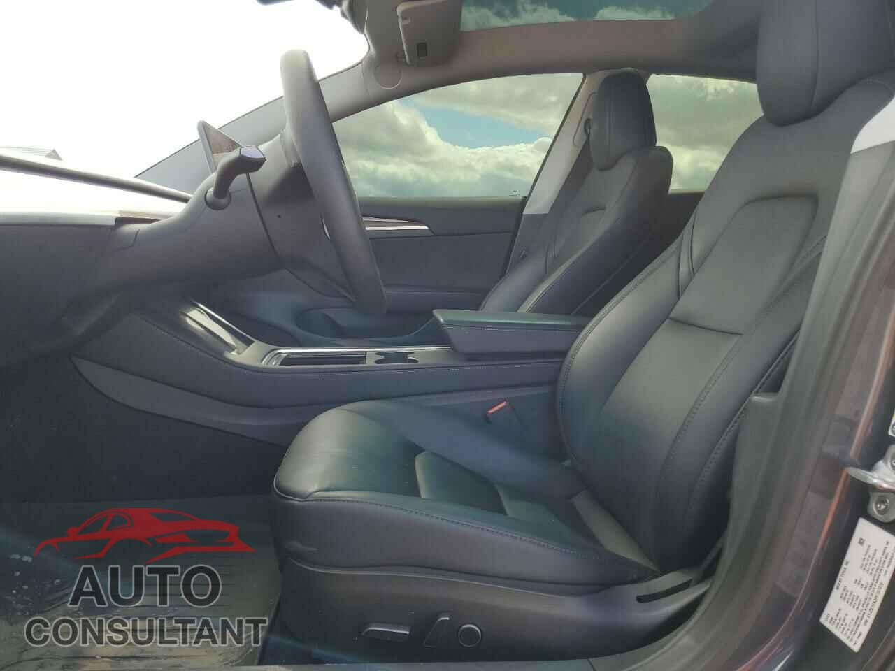 TESLA MODEL 3 2023 - 5YJ3E1EA3PF707076