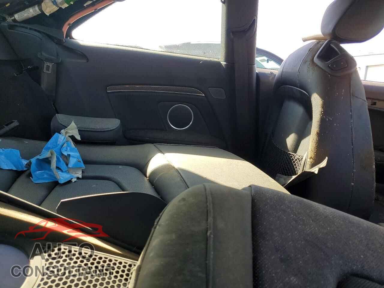 AUDI S5/RS5 2014 - WAUVGAFR4EA036611