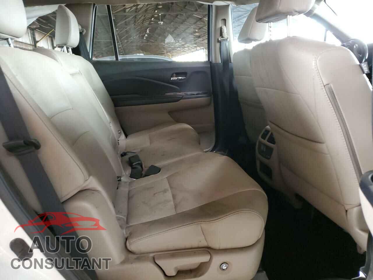 HONDA PILOT 2017 - 5FNYF5H79HB039862