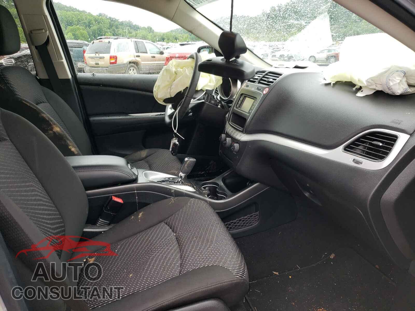 DODGE JOURNEY 2020 - 3C4PDCAB1LT272312