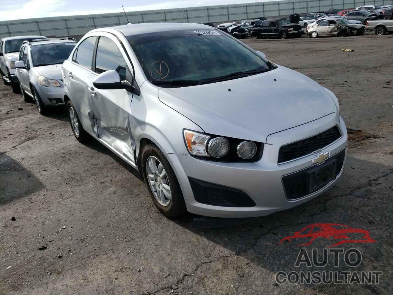 CHEVROLET SONIC 2016 - 1G1JC5SHXG4111937