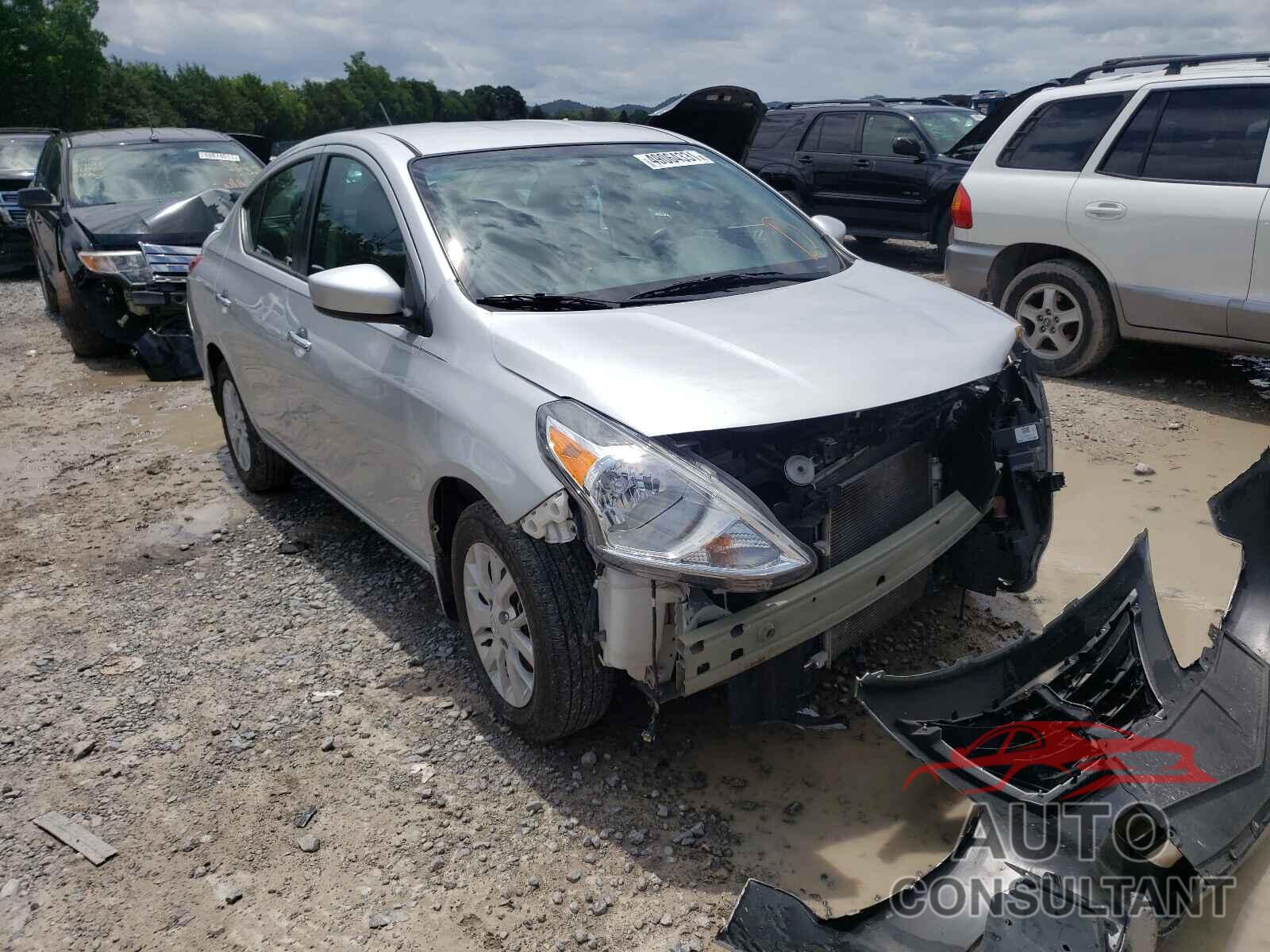 NISSAN VERSA 2018 - 3N1CN7AP7JL832879