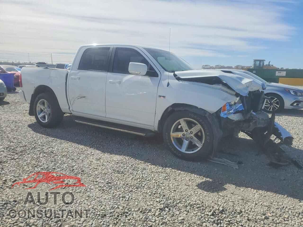 DODGE RAM 1500 2012 - 1C6RD7MT1CS119104