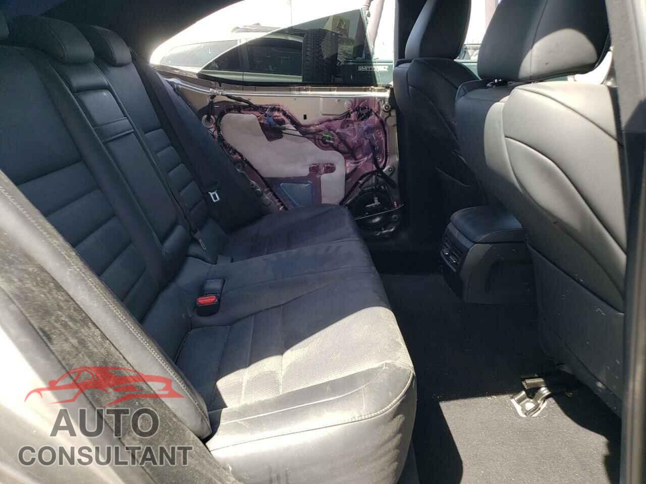 LEXUS IS 2017 - JTHBA1D22H5044988