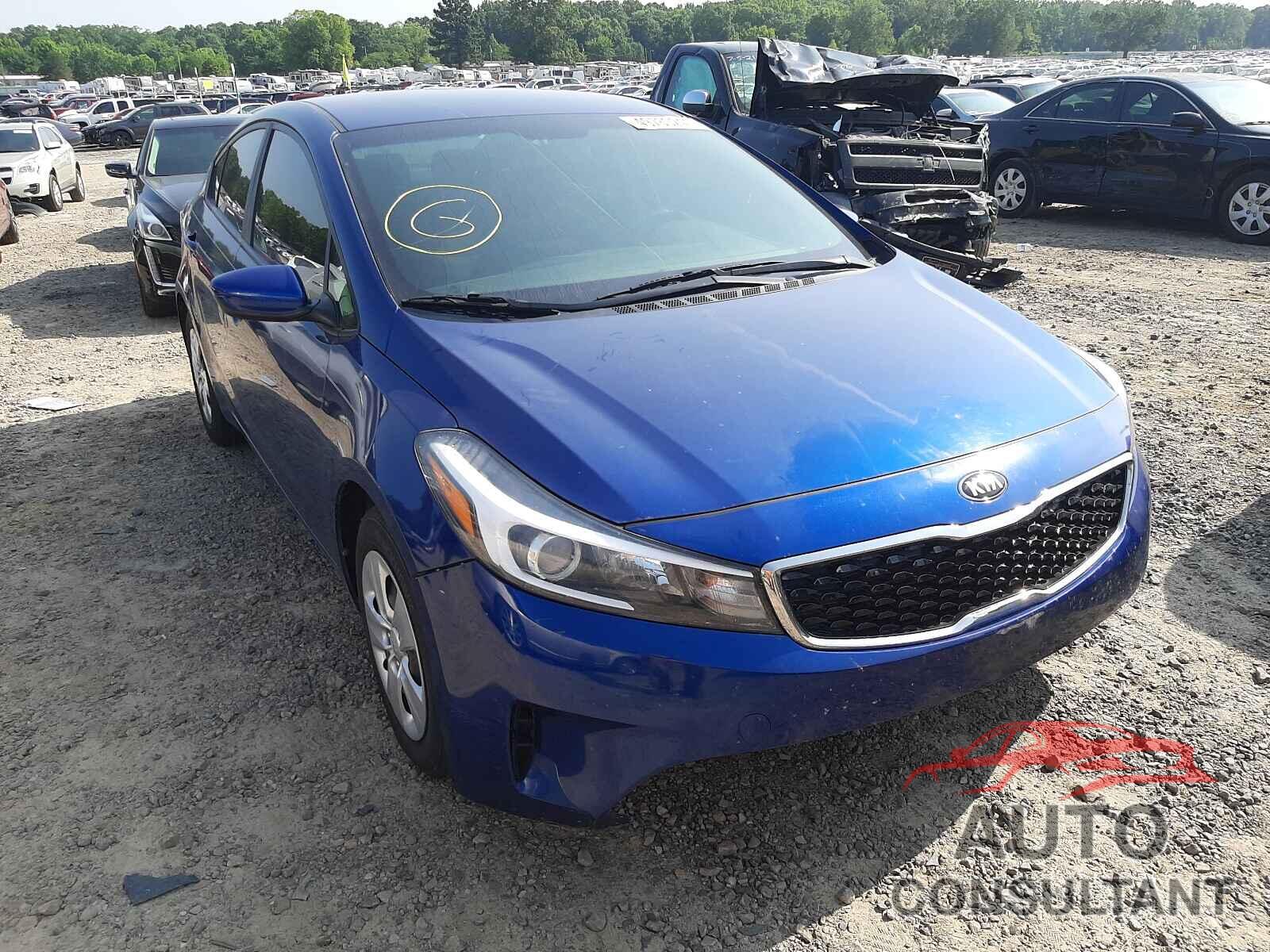KIA FORTE 2018 - 3KPFK4A72JE171526