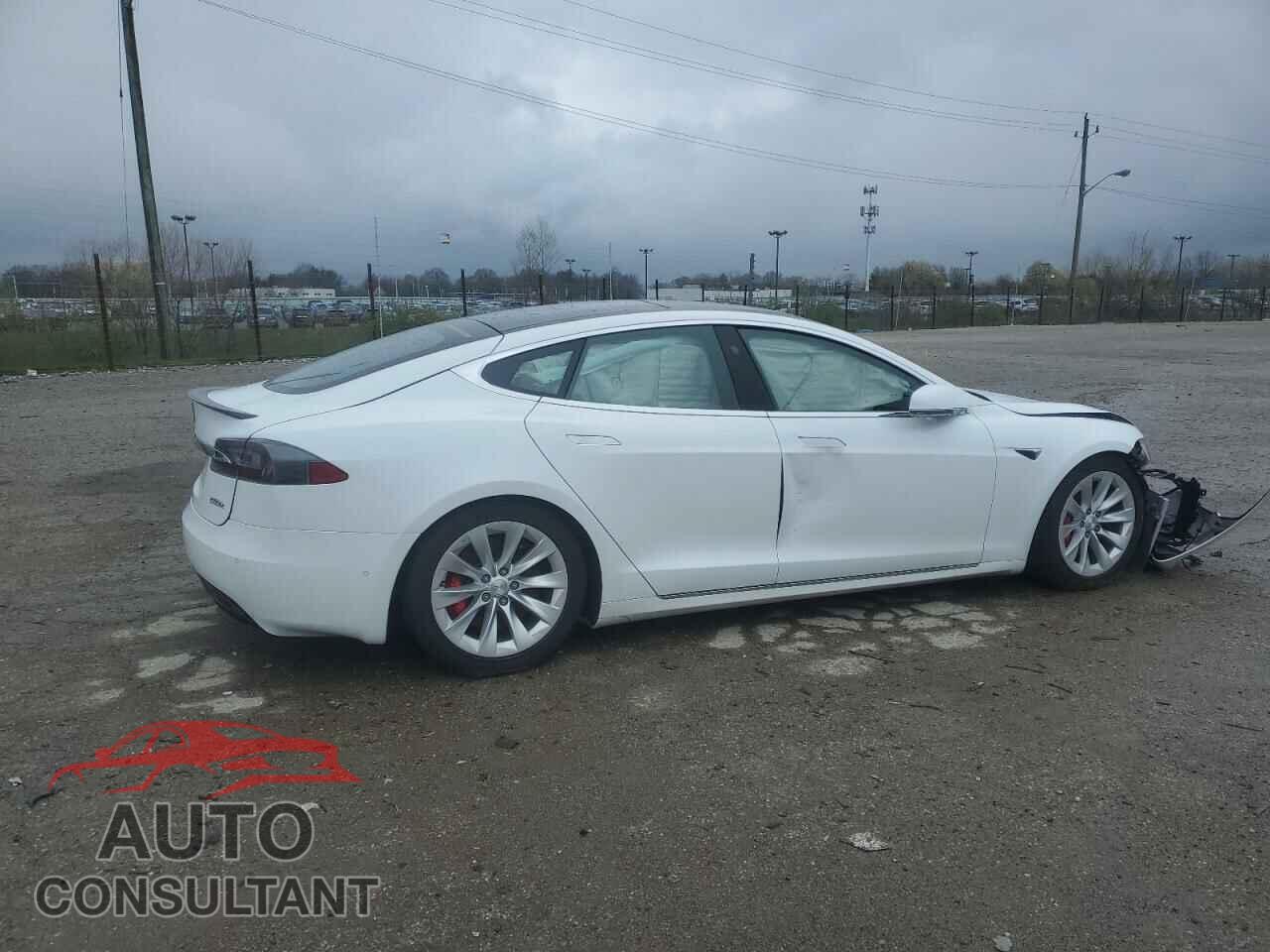 TESLA MODEL S 2018 - 5YJSA1E48JF273553