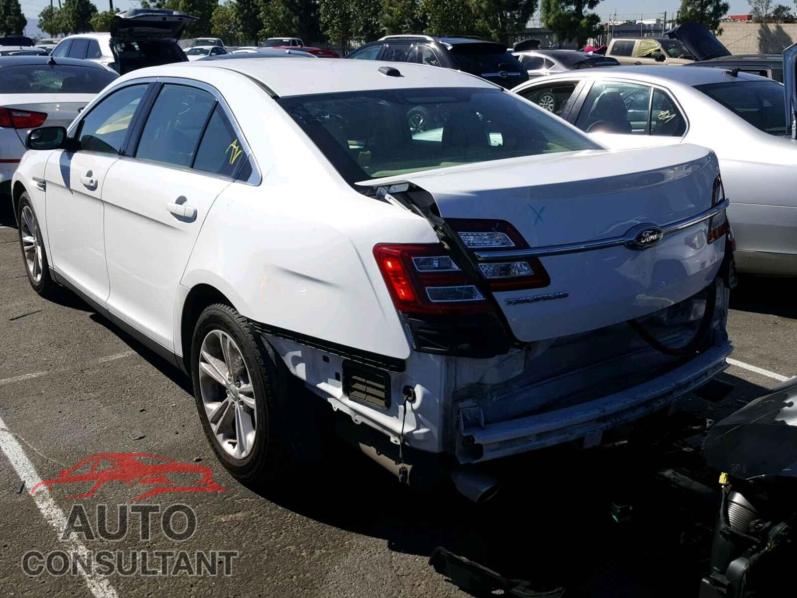 FORD TAURUS 2015 - 1FAHP2D88FG159252