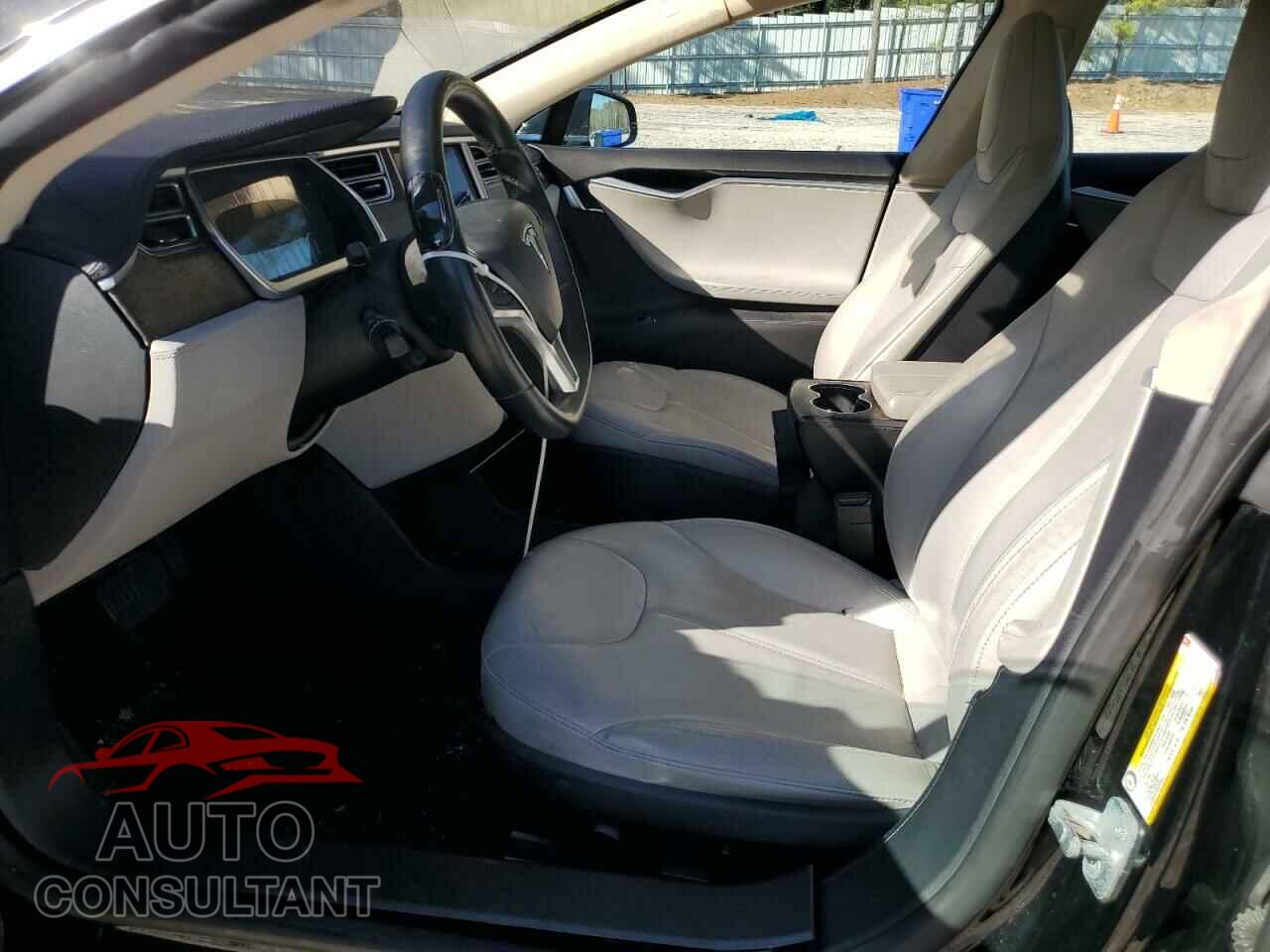 TESLA MODEL S 2013 - 5YJSA1BC5DFP10893