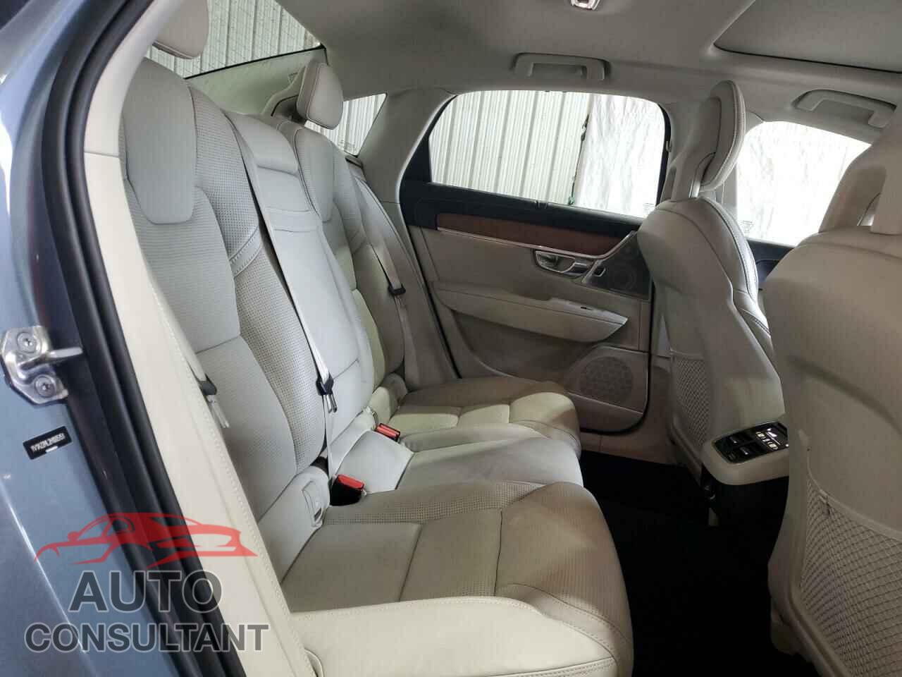 VOLVO S90 2017 - YV1A22ML2H1005151