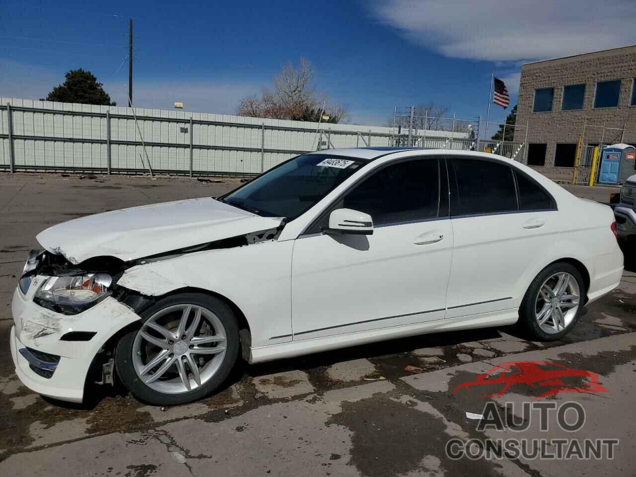 MERCEDES-BENZ C-CLASS 2013 - WDDGF8AB7DR281376