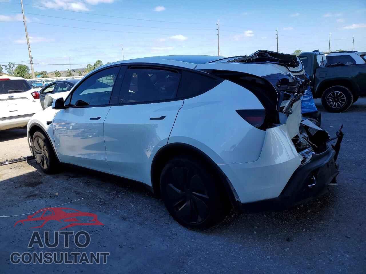 TESLA MODEL Y 2026 - 7SAYGDEDXTA418573