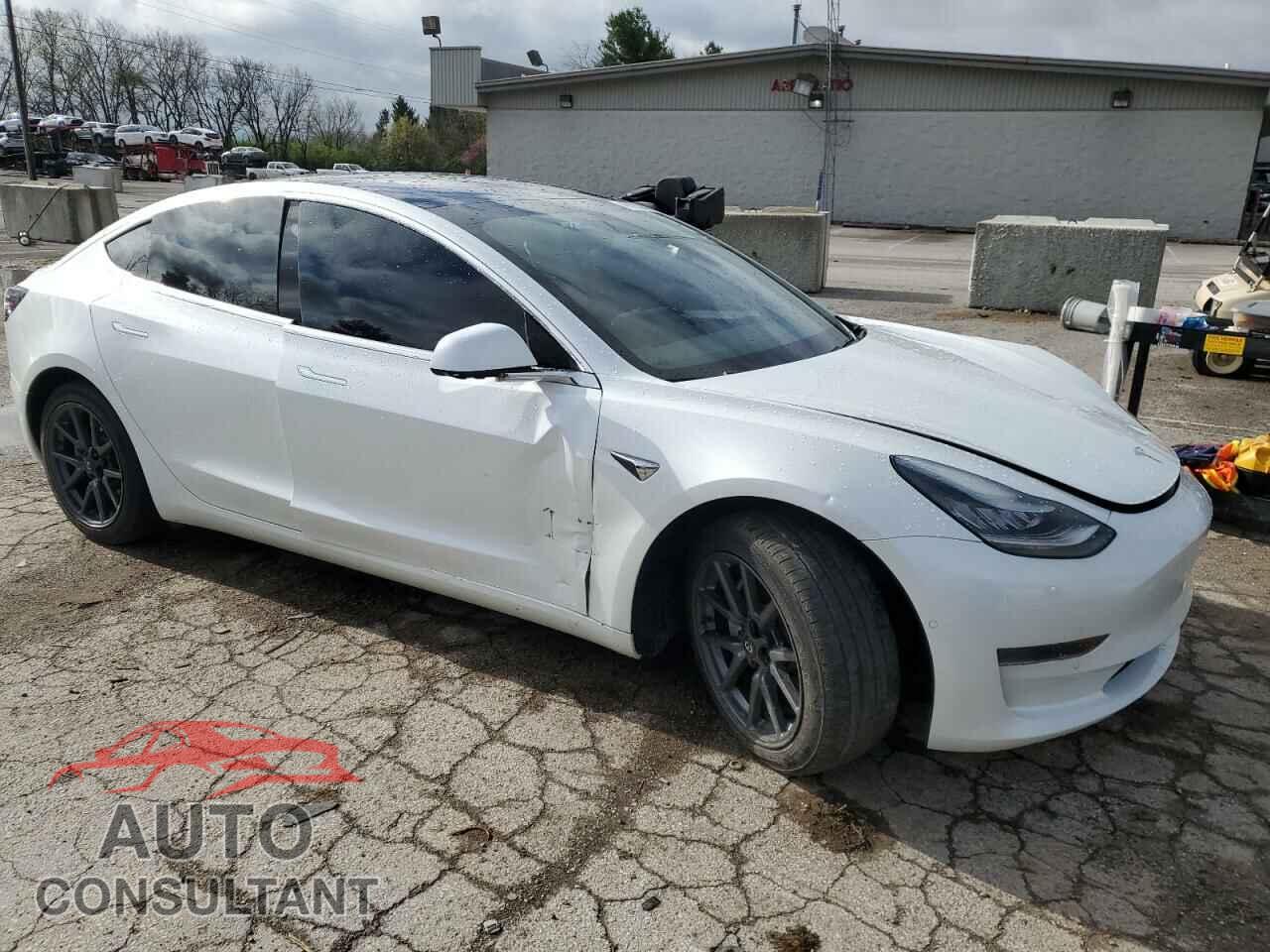 TESLA MODEL 3 2019 - 5YJ3E1EA5KF483253