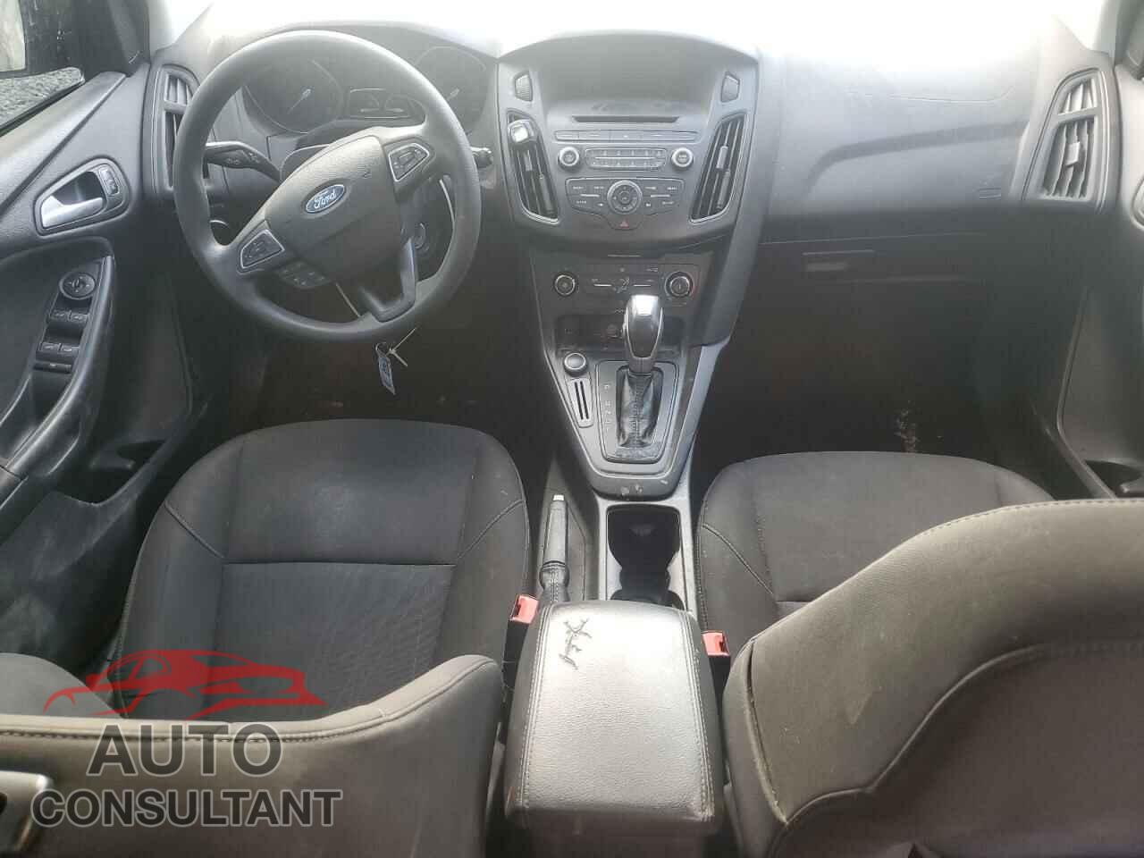 FORD FOCUS 2016 - 1FADP3K20GL204907
