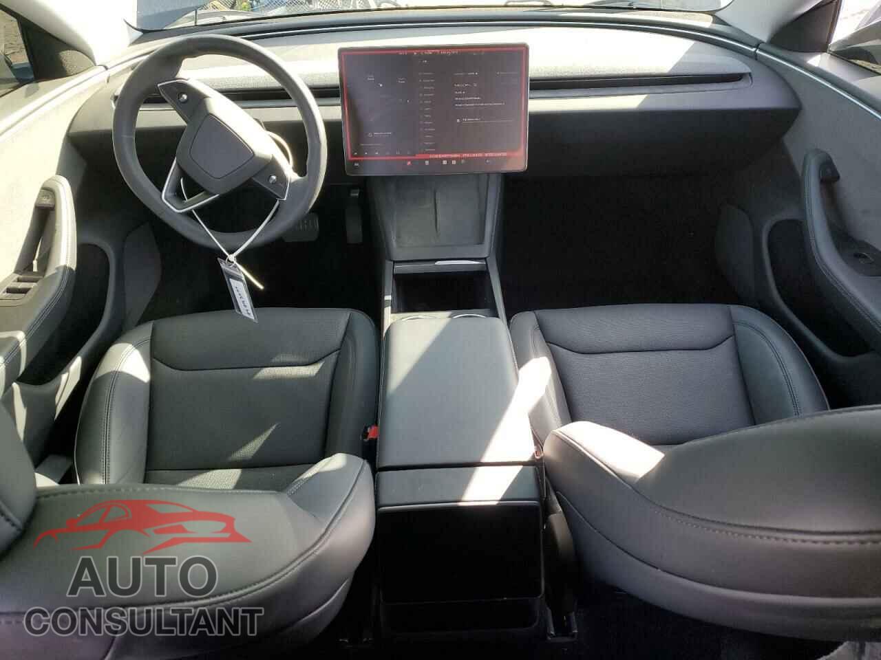 TESLA MODEL 3 2024 - 5YJ3E1EA0RF784894