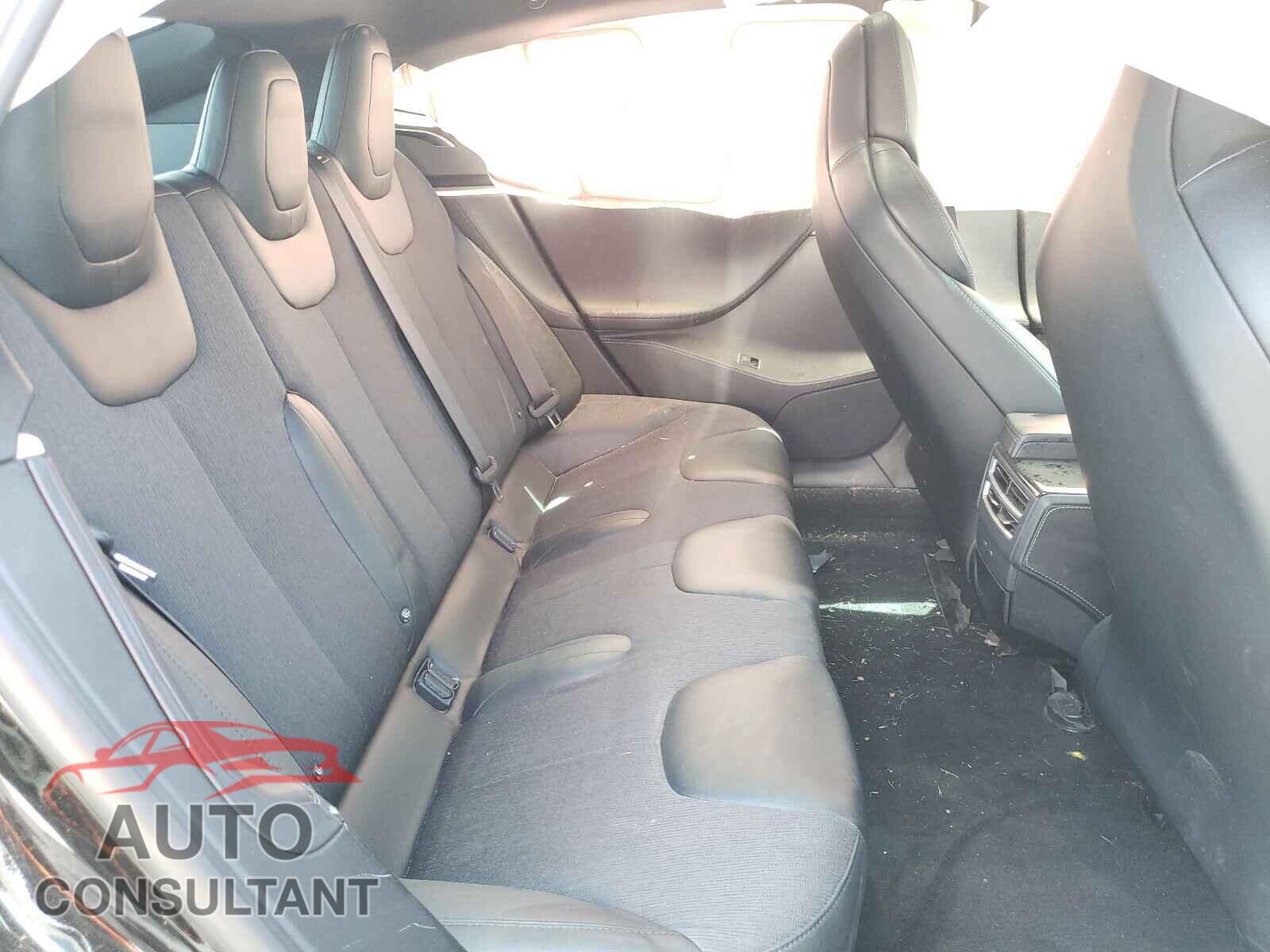 TESLA MODEL S 2017 - 5YJSA1E26HF203686
