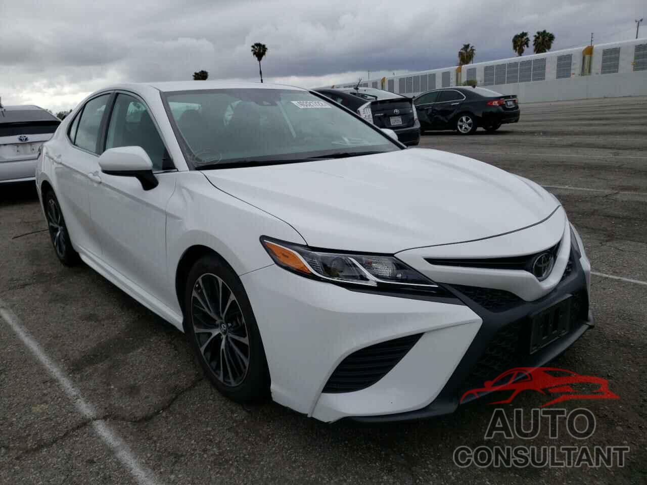 TOYOTA CAMRY 2020 - 4T1G11AK0LU905428