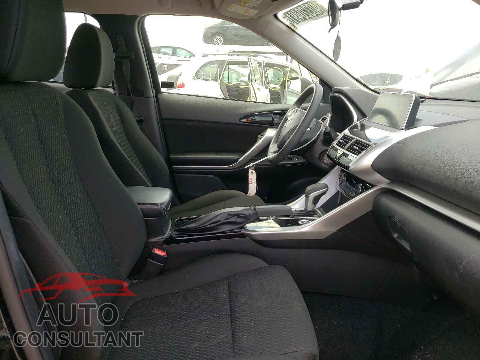 MITSUBISHI ECLIPSE 2018 - JA4AT4AA7JZ042814