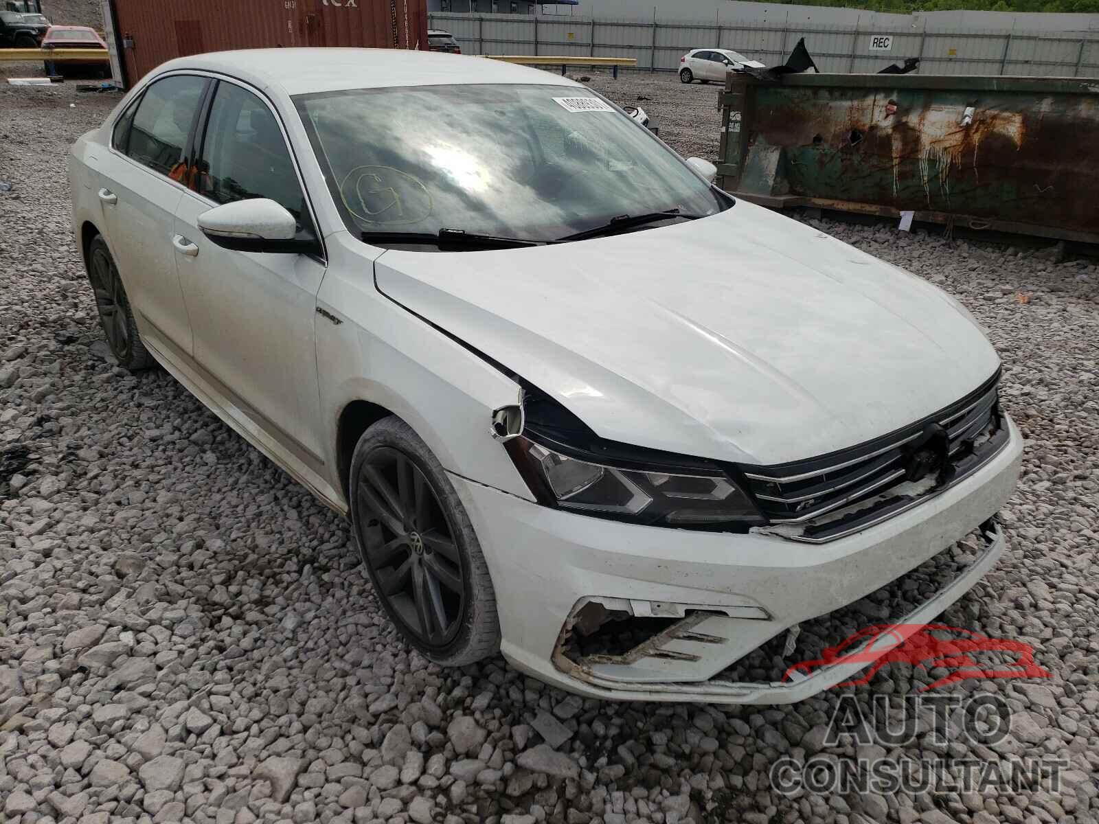 VOLKSWAGEN PASSAT 2017 - 1VWDT7A33HC043328