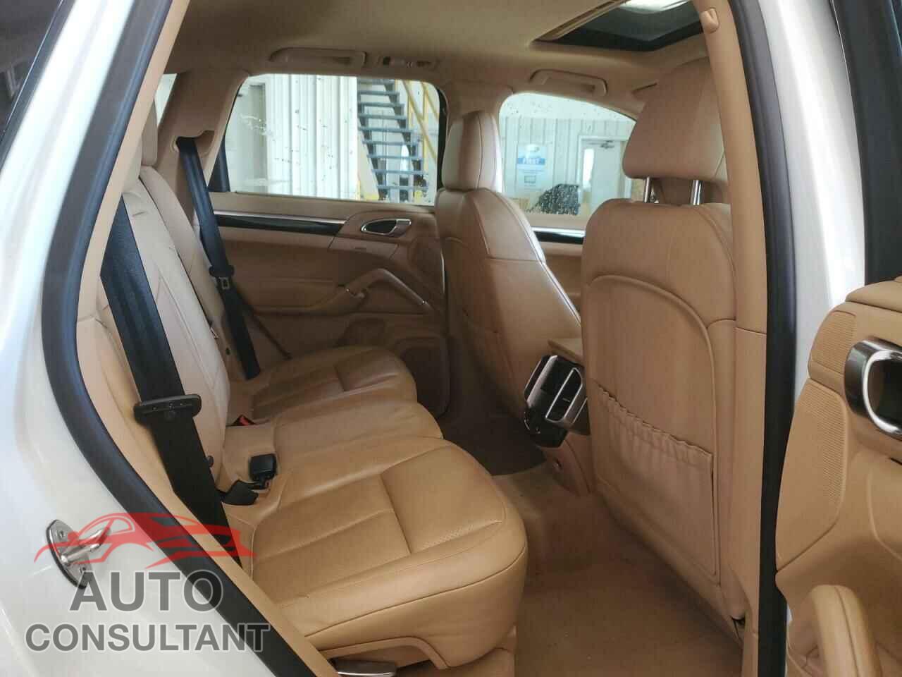 PORSCHE CAYENNE 2014 - WP1AF2A2XELA82984