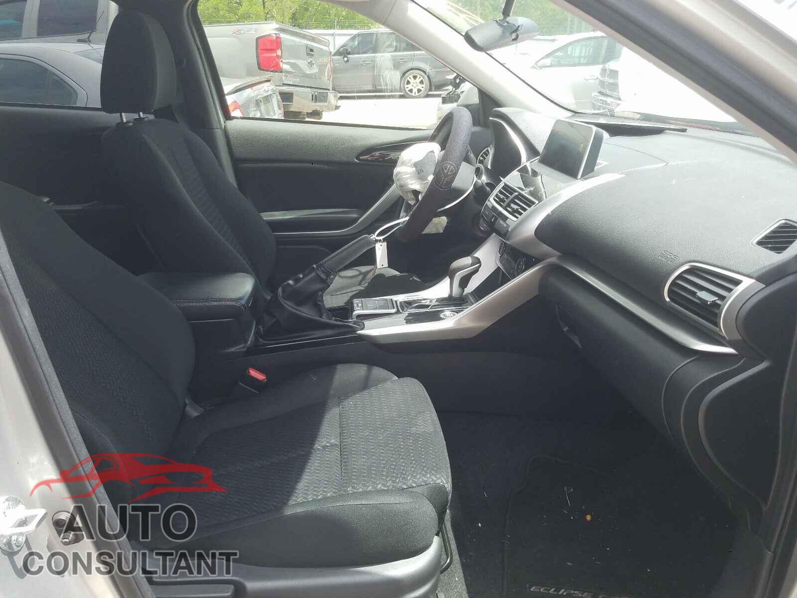 MITSUBISHI ECLIPSE 2018 - JA4AT4AA5JZ065105