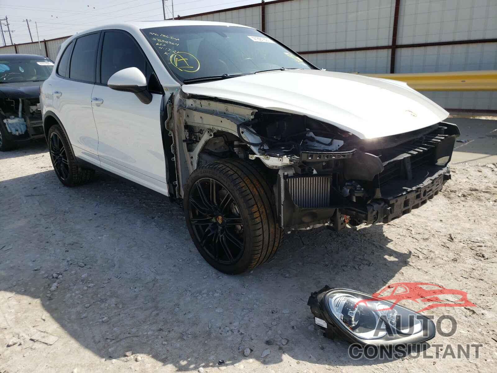 PORSCHE CAYENNE 2017 - WP1AB2A22HLA52698