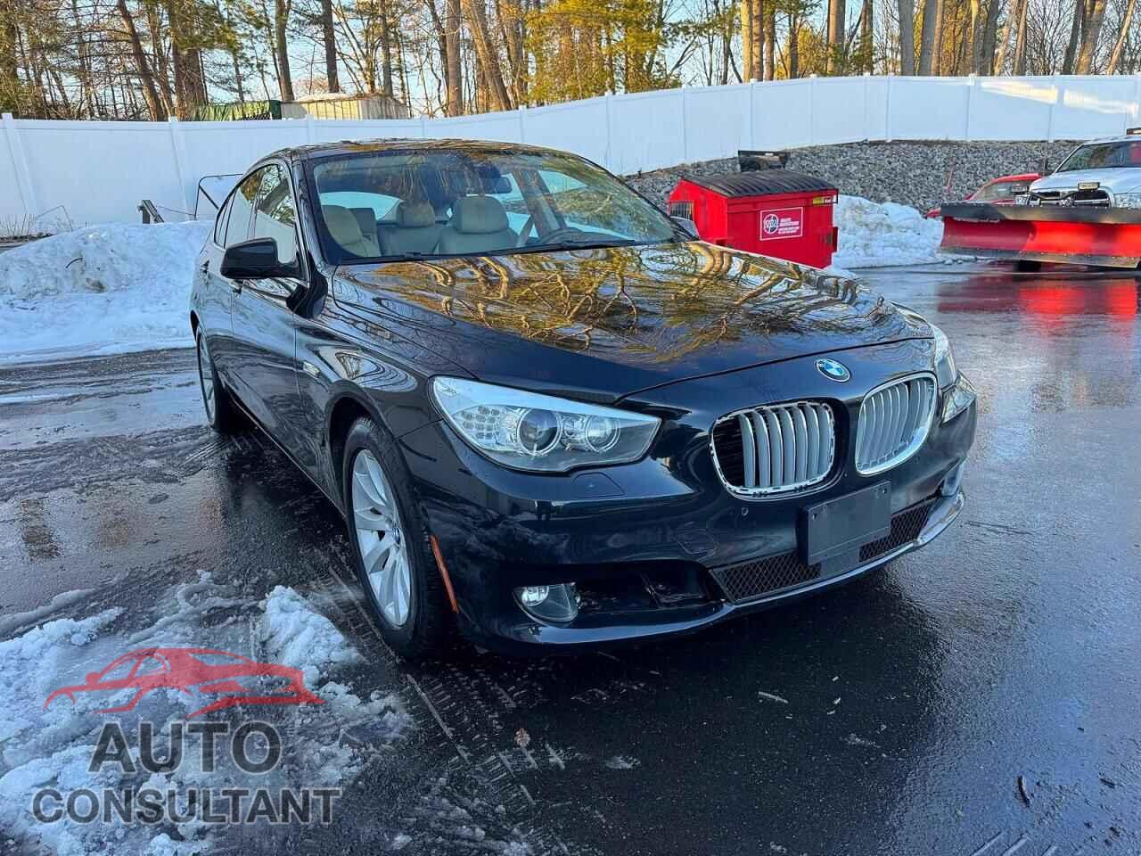 BMW 5 SERIES 2013 - WBASP0C5XDC988076