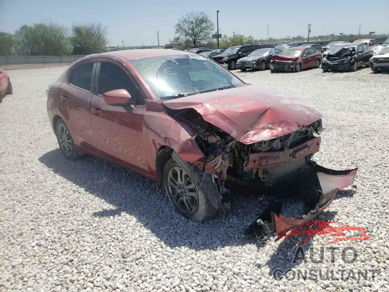 TOYOTA YARIS 2019 - 3MYDLBYV8KY509350