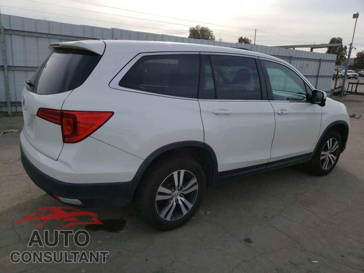 HONDA PILOT 2017 - 5FNYF5H53HB042870