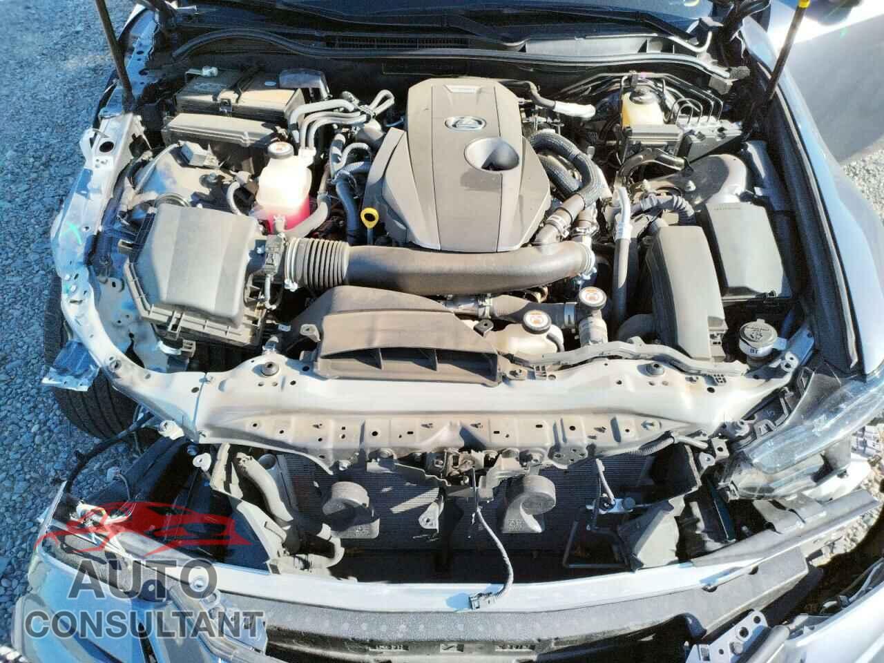 LEXUS IS 2018 - JTHBA1D27J5064367