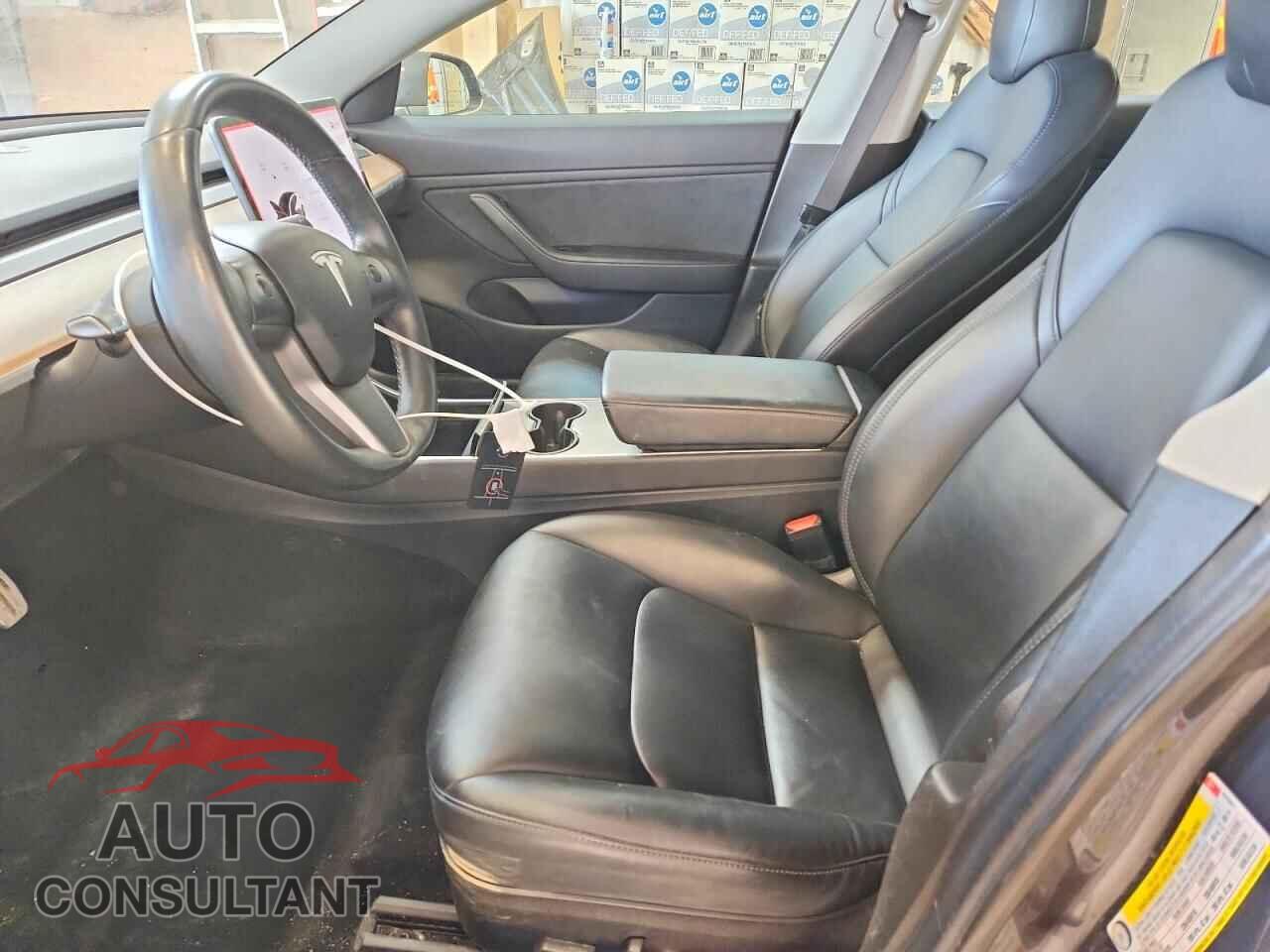 TESLA MODEL 3 2018 - 5YJ3E1EA2JF028861