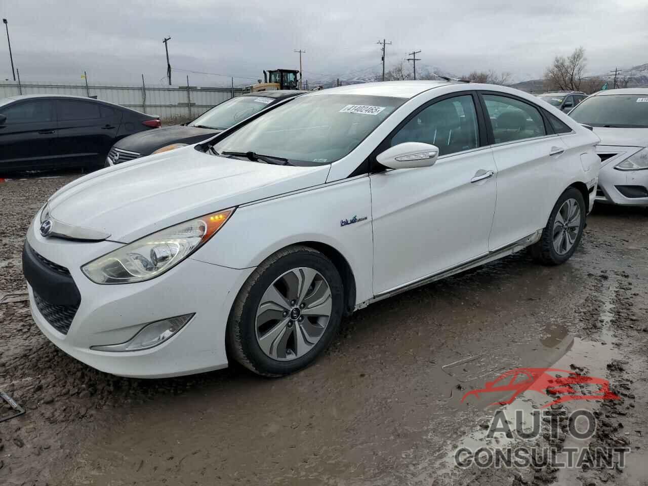 HYUNDAI SONATA 2013 - KMHEC4A41DA090311