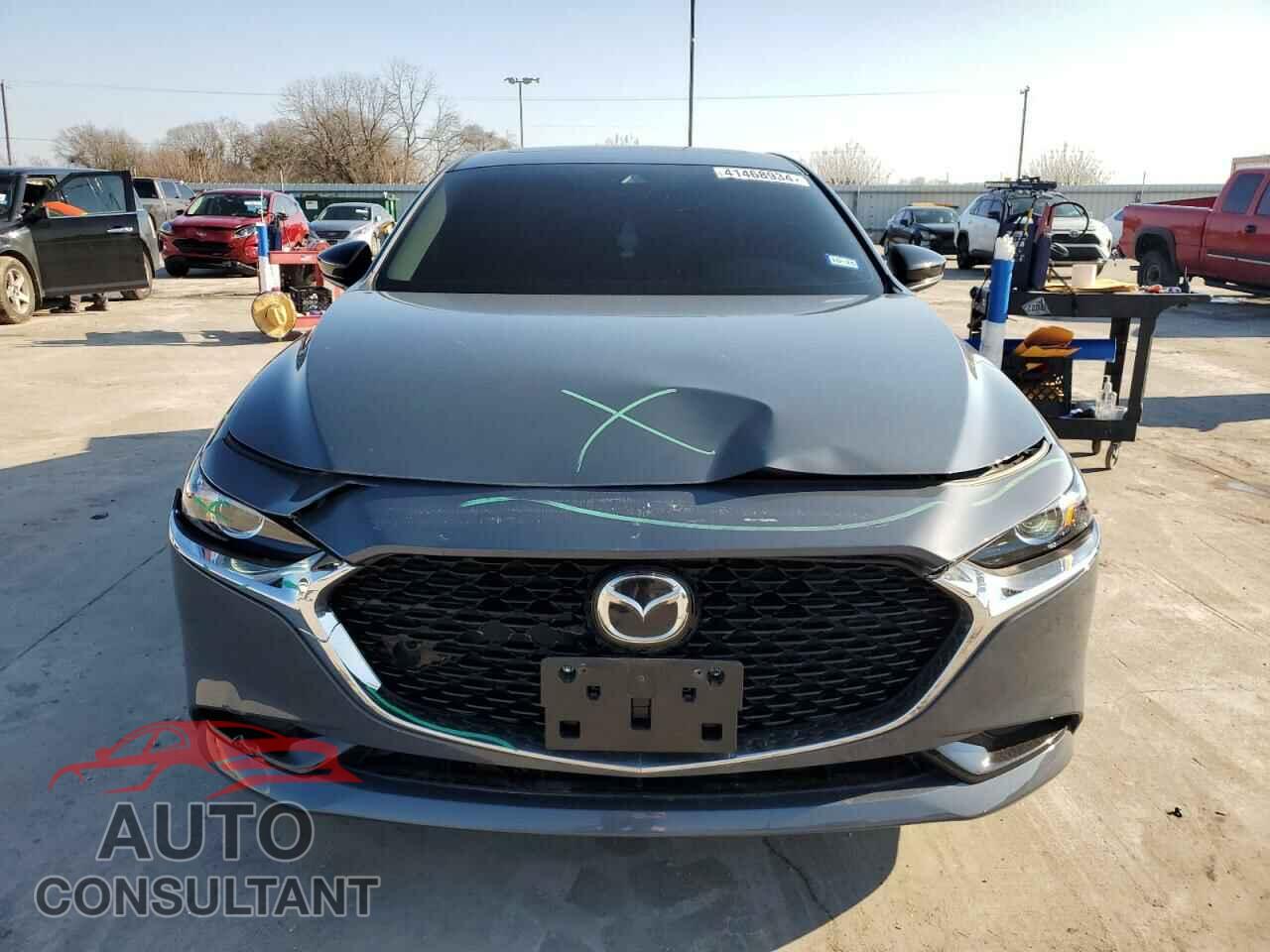 MAZDA 3 2023 - 3MZBPACM4PM380120
