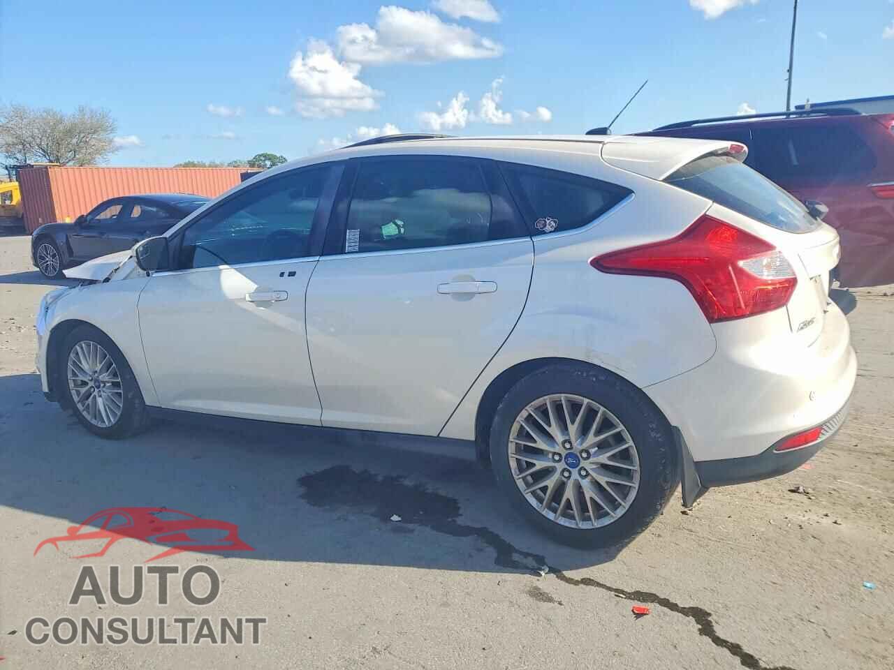 FORD FOCUS 2012 - 1FAHP3M24CL293230