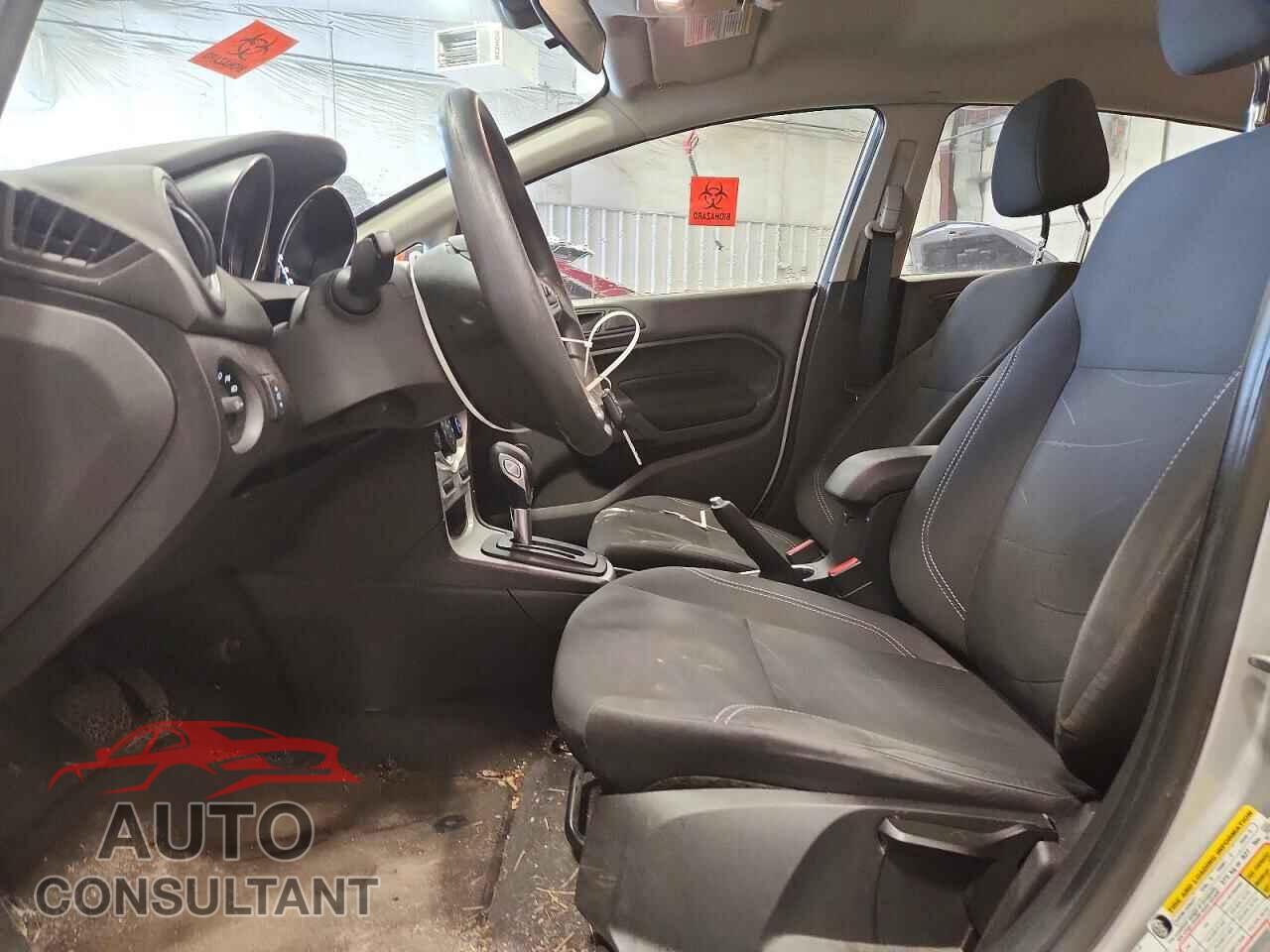 FORD FIESTA 2017 - 3FADP4EJ7HM112704