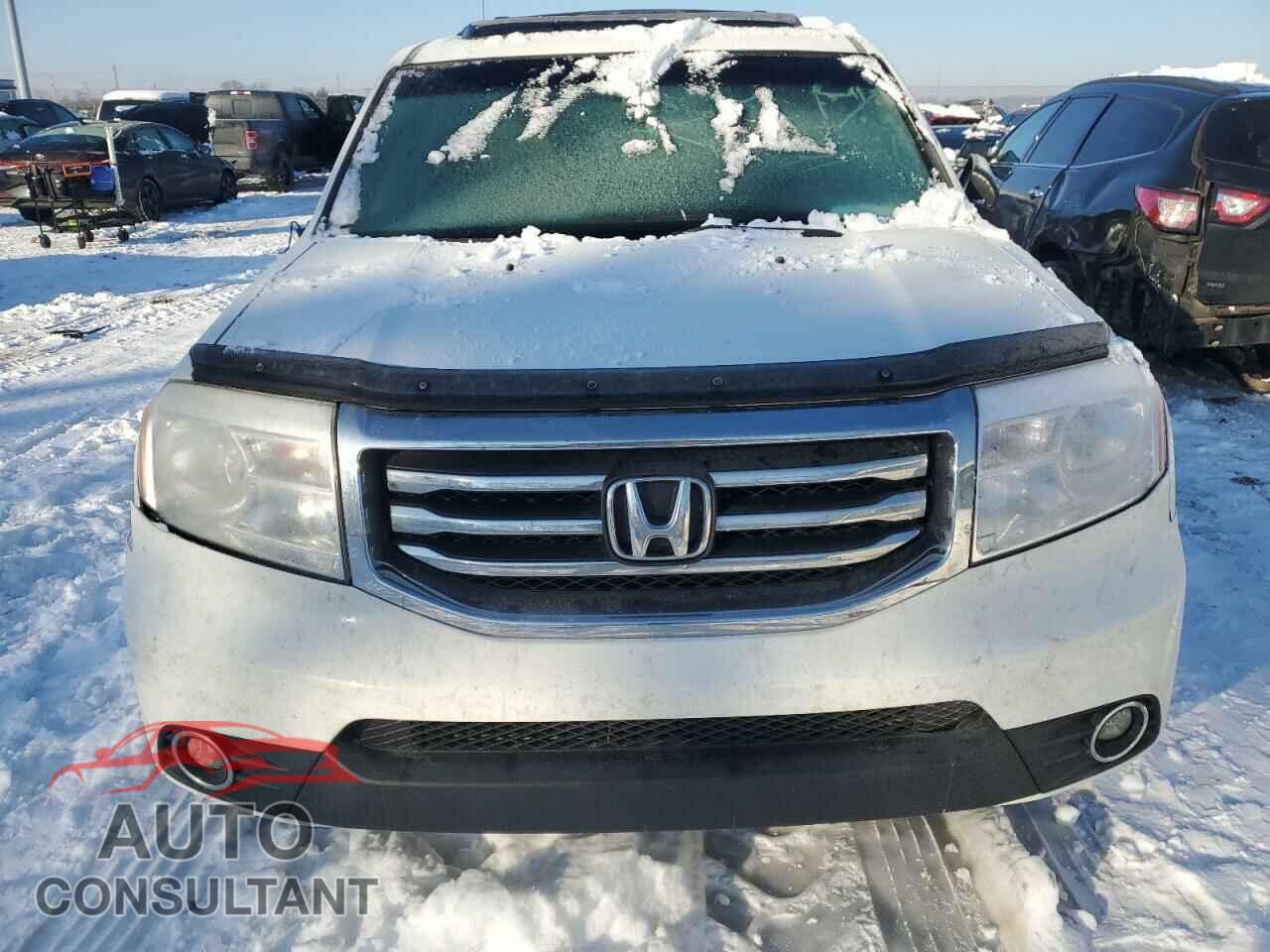 HONDA PILOT 2014 - 5FNYF4H74EB024806