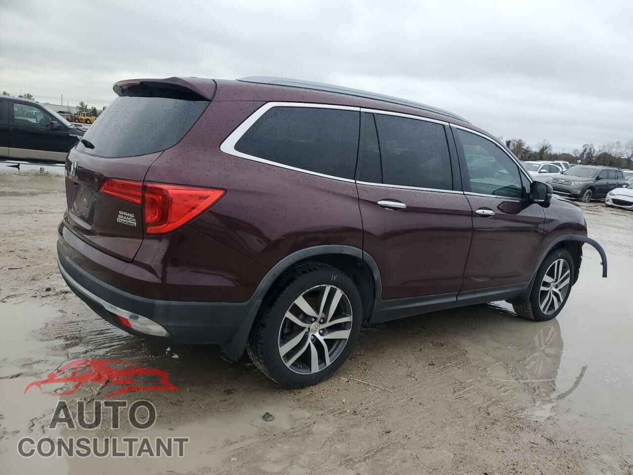 HONDA PILOT 2017 - 5FNYF5H92HB029871