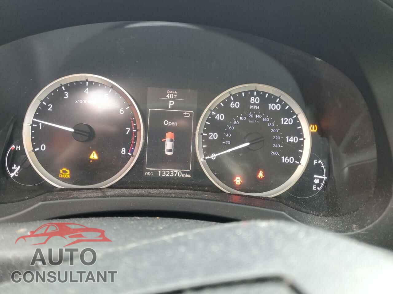 LEXUS IS 2015 - JTHCF1D27F5027574